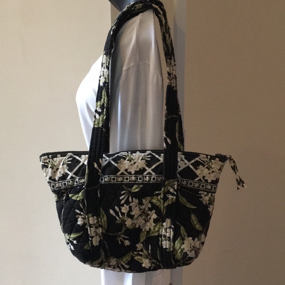 Black Print Vera Bradley Handbag
